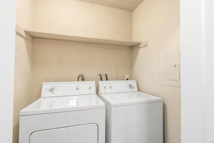 41 Grandview Street 208, Santa Cruz, California 95060