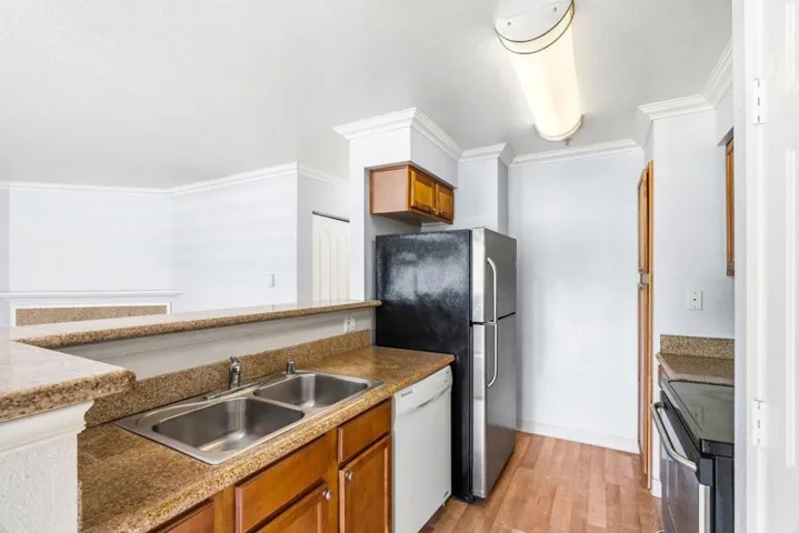 41 Grandview Street 208, Santa Cruz, California 95060