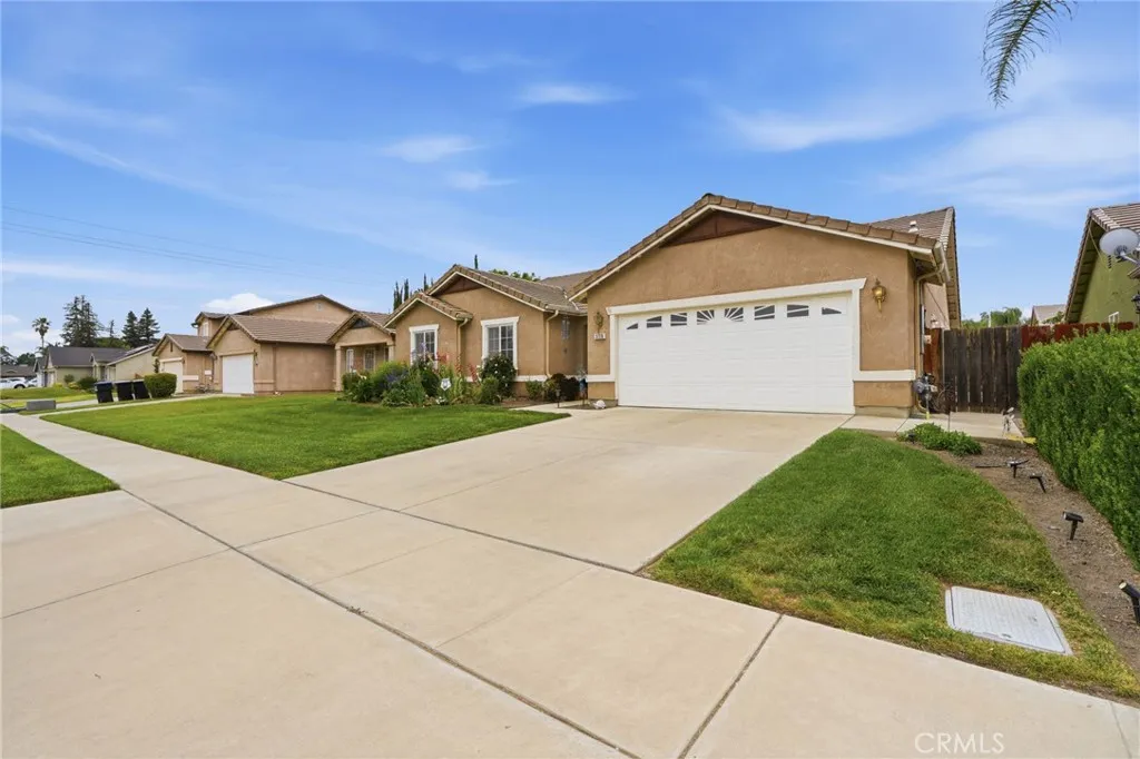3728 E School, Visalia, California 93292 — photo 5