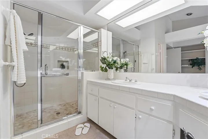128 Desert Falls Drive E, Palm Desert, California 92211