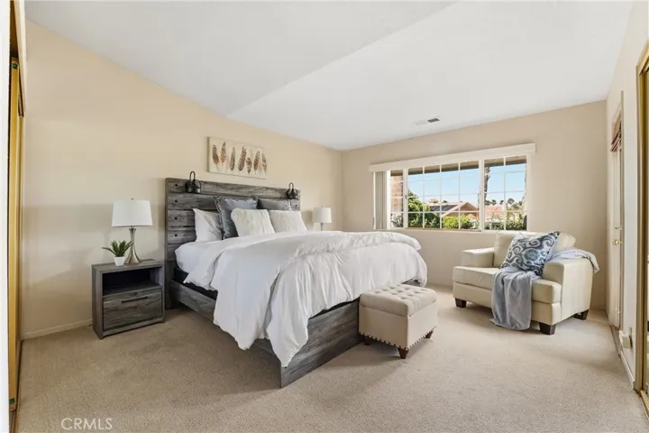 128 Desert Falls Drive E, Palm Desert, California 92211