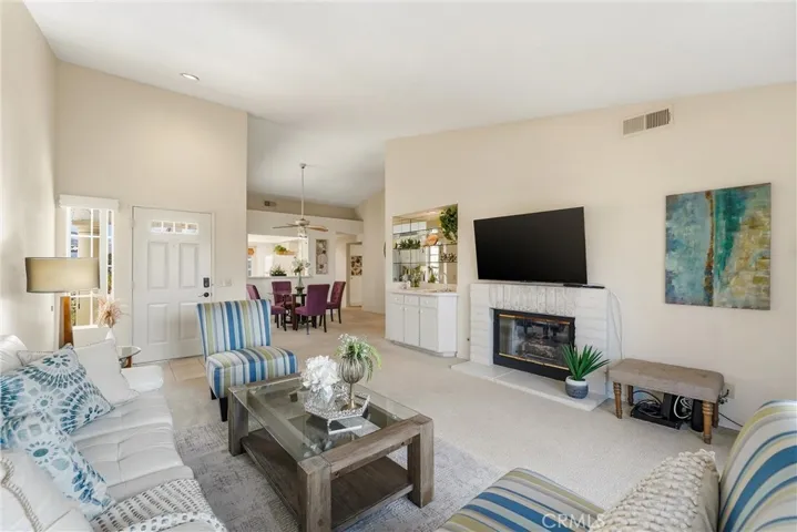 128 Desert Falls Drive E, Palm Desert, California 92211