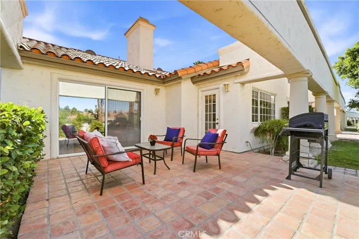 128 Desert Falls Drive E, Palm Desert, California 92211