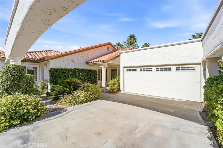128 Desert Falls Drive E, Palm Desert, California 92211