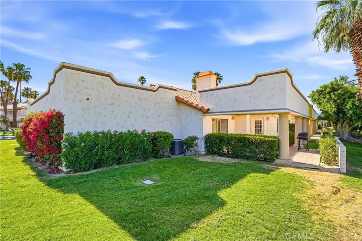 128 Desert Falls Drive E, Palm Desert, California 92211