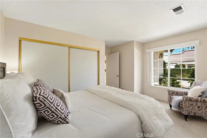 128 Desert Falls Drive E, Palm Desert, California 92211