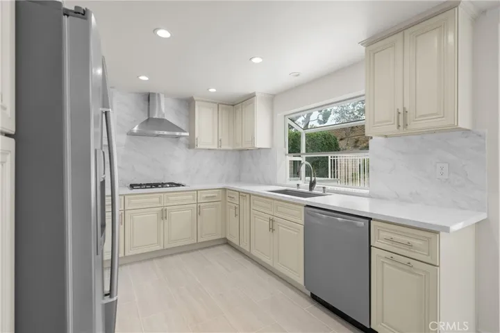 11861 Darby Avenue, Porter Ranch, California 91326