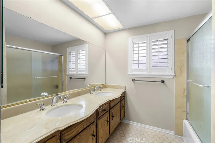 11861 Darby Avenue, Porter Ranch, California 91326
