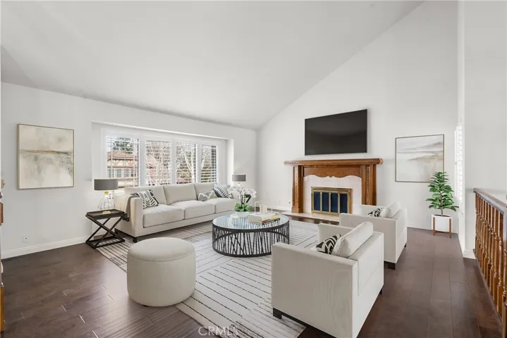 11861 Darby Avenue, Porter Ranch, California 91326