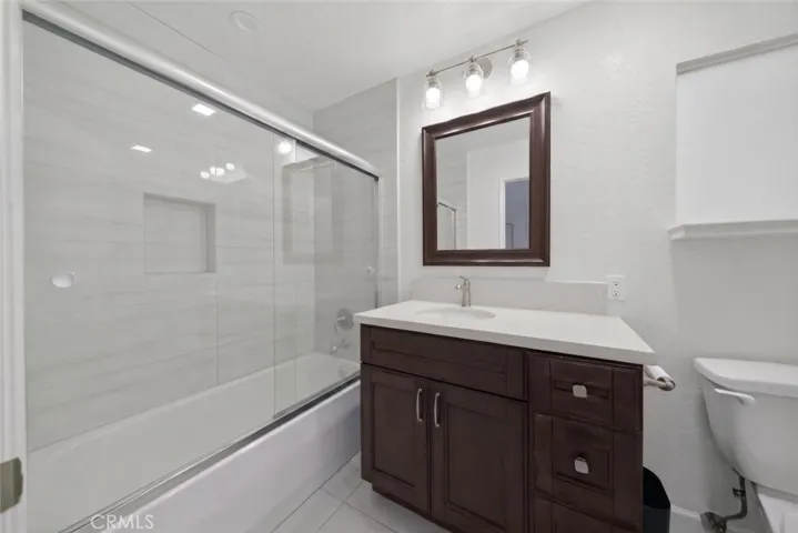 76 Willowcrest Lane, Pomona, California 91766