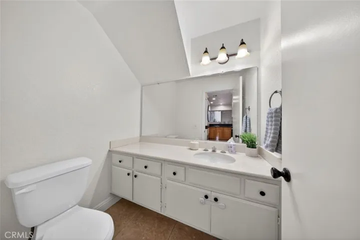 76 Willowcrest Lane, Pomona, California 91766
