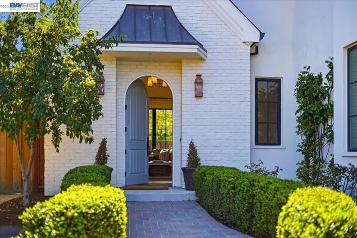 3550 Vine St, Pleasanton, California 94566