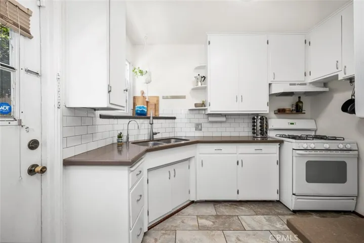 235 Termino 4, Long Beach, California 90803