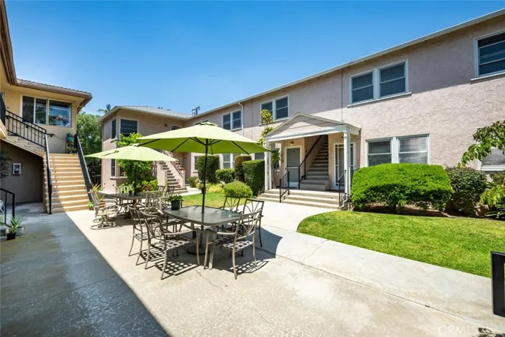 235 Termino 4, Long Beach, California 90803