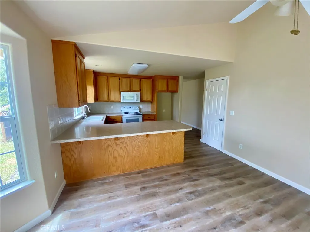 Nook looking toward kitchen