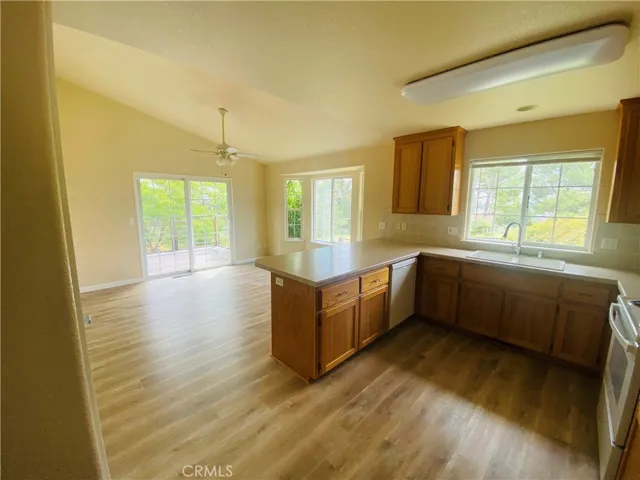 Kitchen looking toward nook.