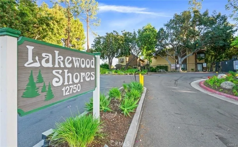 12750 Centralia #43, Lakewood, California 90715