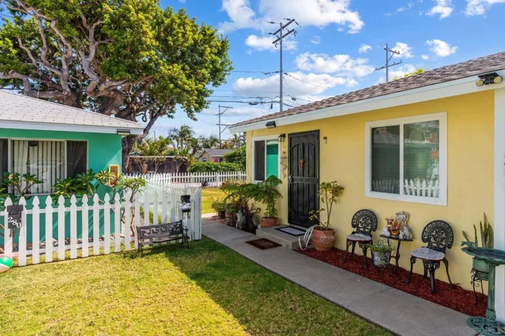 84-282 Daisy, Imperial Beach, California 91932