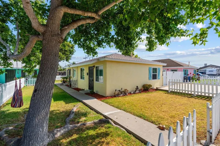 84-282 Daisy, Imperial Beach, California 91932