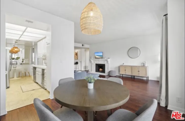 310 Tahiti Way 201, Marina Del Rey, California 90292