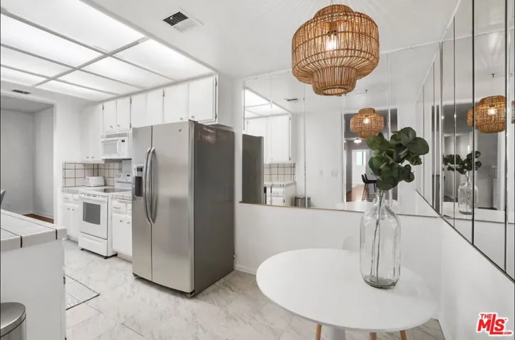 310 Tahiti Way 201, Marina Del Rey, California 90292