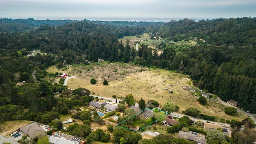 2769 Valencia Road, Aptos, California 95003