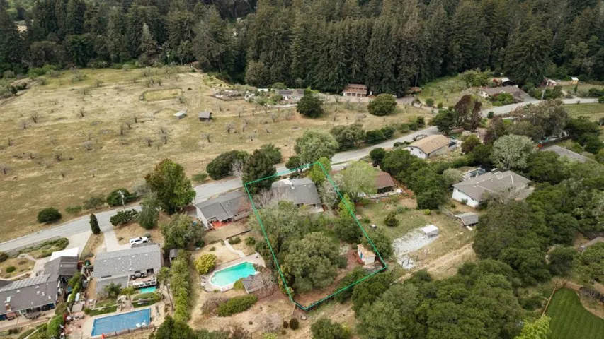 2769 Valencia Road, Aptos, California 95003