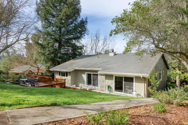 2769 Valencia Road, Aptos, California 95003