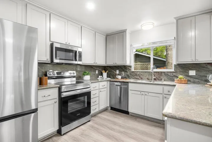 2769 Valencia Road, Aptos, California 95003
