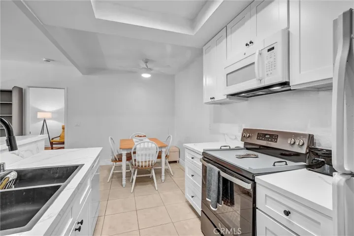 Kitchen & Dining area