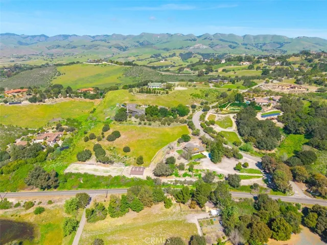 1665 Corbett Highlands Place, Arroyo Grande, California 93420