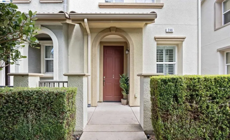 246 Sullivan Way, Hayward, California 94541