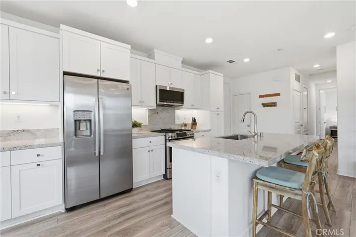 Kitchen; Fridge Included