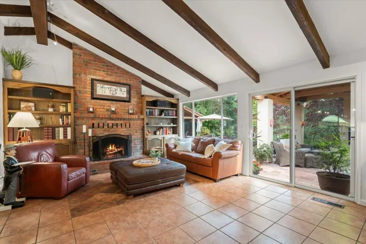8103 Crestview Court, Gilroy, California 95020