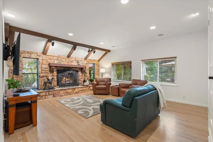 8103 Crestview Court, Gilroy, California 95020