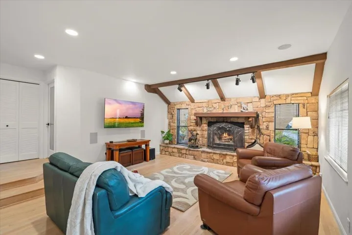8103 Crestview Court, Gilroy, California 95020
