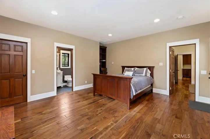 Private Guest Suite with  own entrance