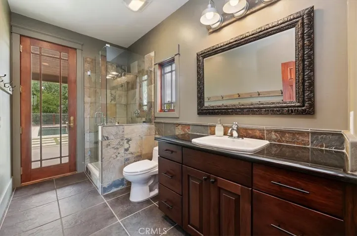 Casita/Pool Room Bath Room