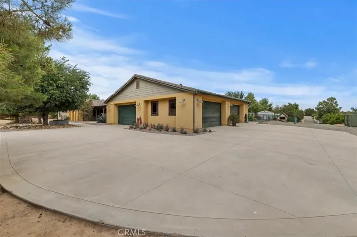 7 Car Garage