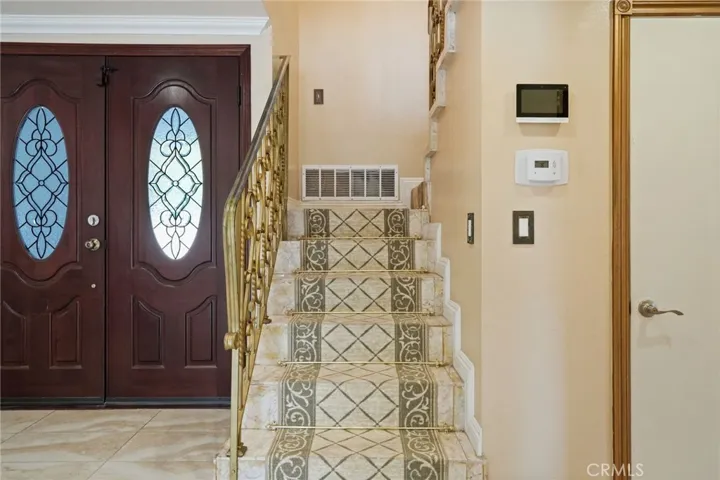8333 Topeka Drive, Northridge, California 91324