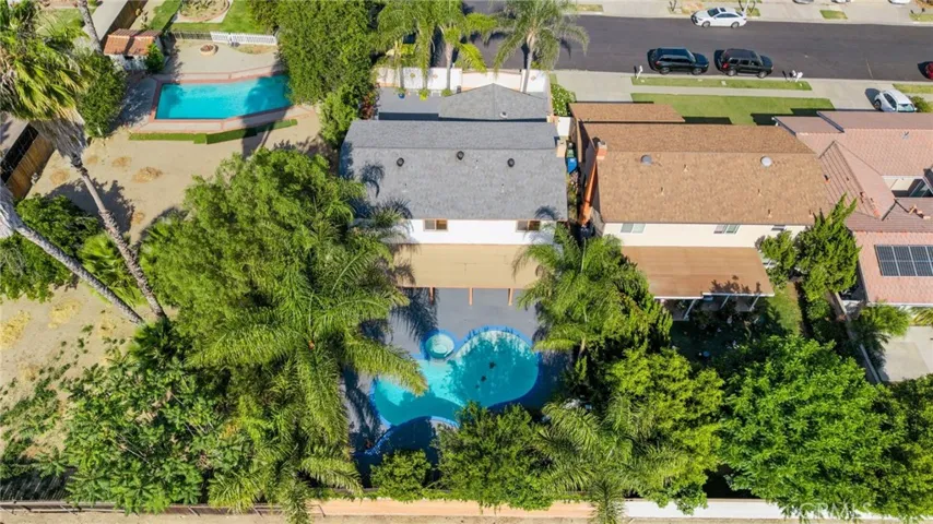 8333 Topeka Drive, Northridge, California 91324