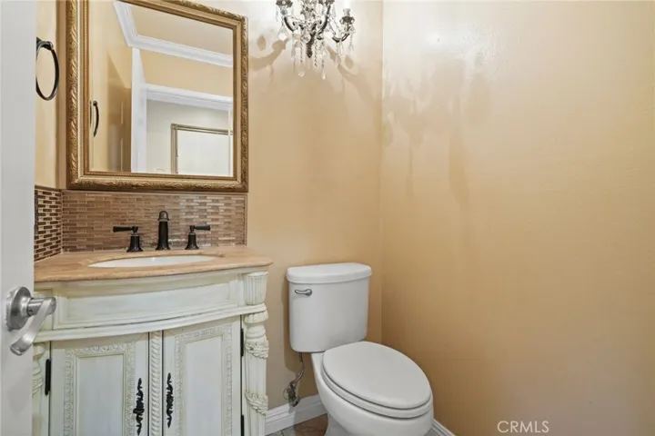 8333 Topeka Drive, Northridge, California 91324