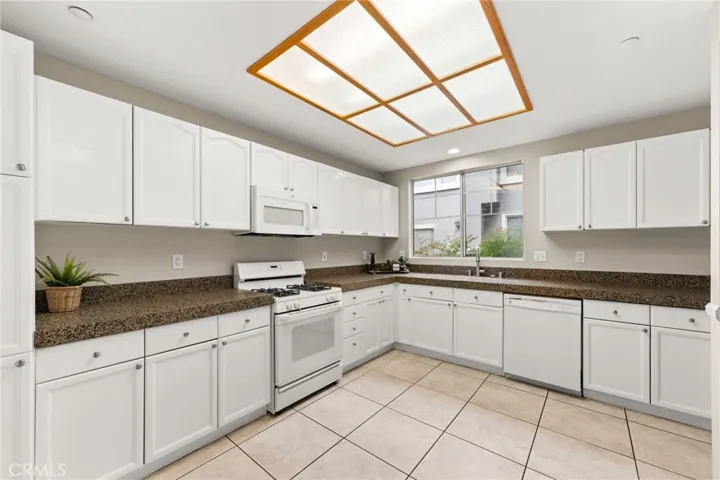 Tons of counter space
