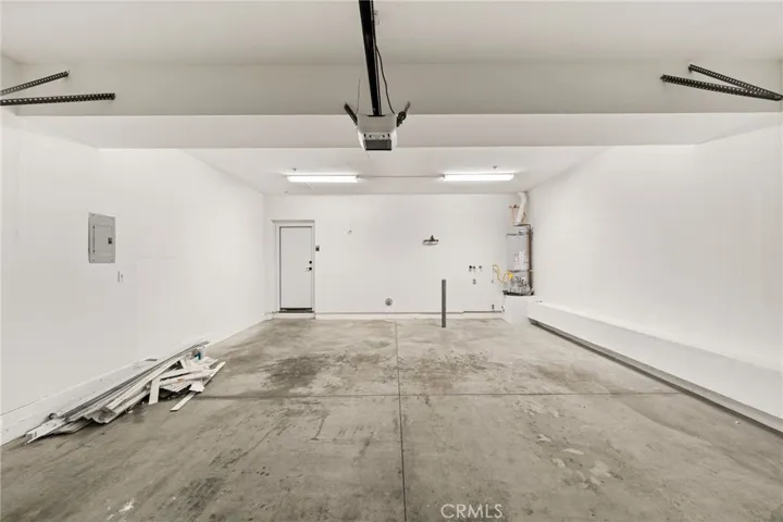 Oversized attached 2 garage with direct access