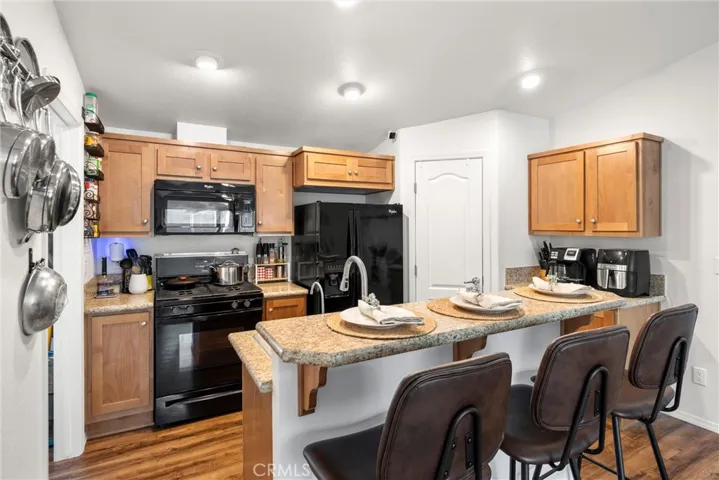 Kitchen with Breakfast Bar