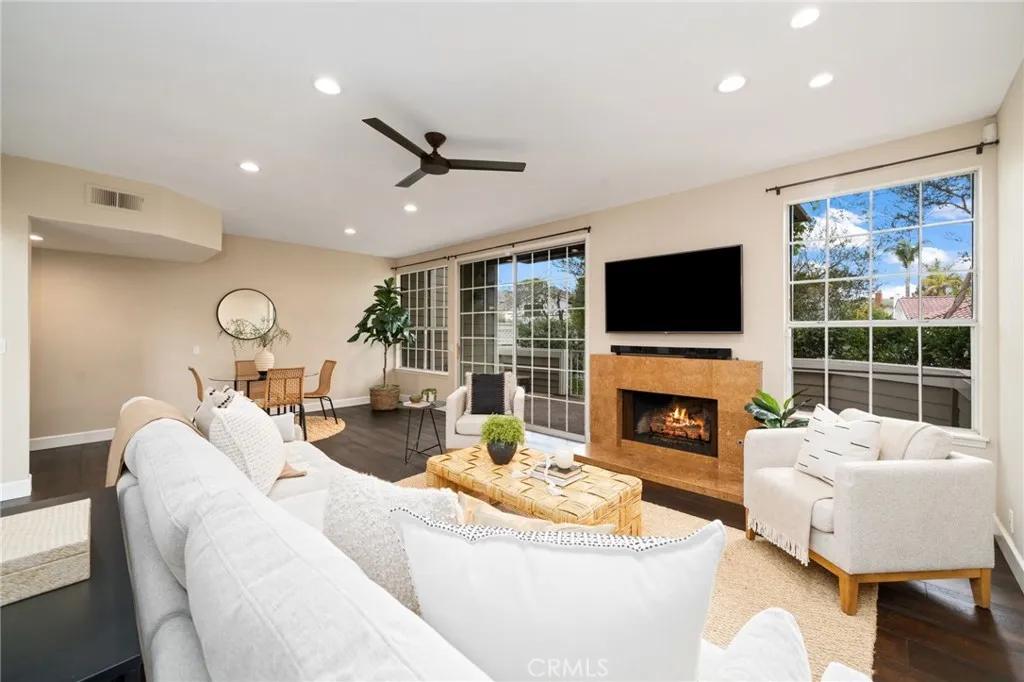 460 Providence Ct