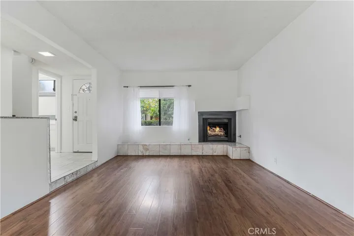 6746 Encino, Lake Balboa, California 91406