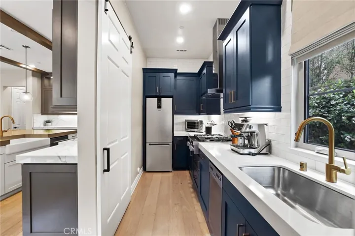 57 Lone Mountain, Irvine, California 92602