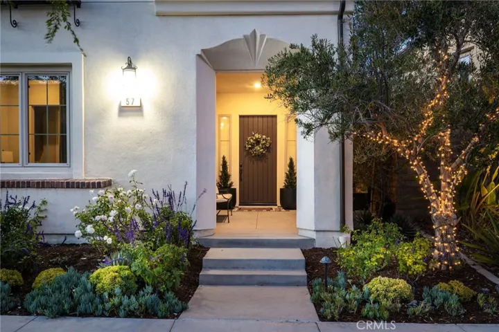 57 Lone Mountain, Irvine, California 92602