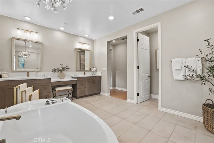 57 Lone Mountain, Irvine, California 92602